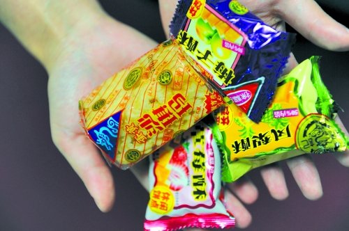 徐福記被訴違規添加抗氧化劑:下架食品又上架