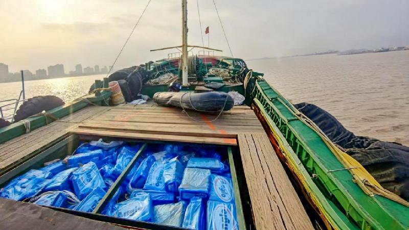 斩断伪装渔船背后的走私黑链——浙江台州海警局摧毁跨省特大走私集团纪实 斩断伪装渔船背后的走私黑链——浙江台州海警局摧毁跨省特大走私集团纪实