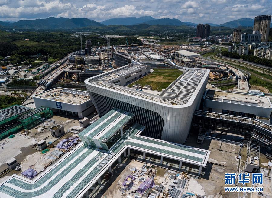 （新華全媒頭條·圖文互動）（9）開創(chuàng)融合新格局　探索發(fā)展新路徑——推進粵港澳大灣區(qū)建設(shè)一年間