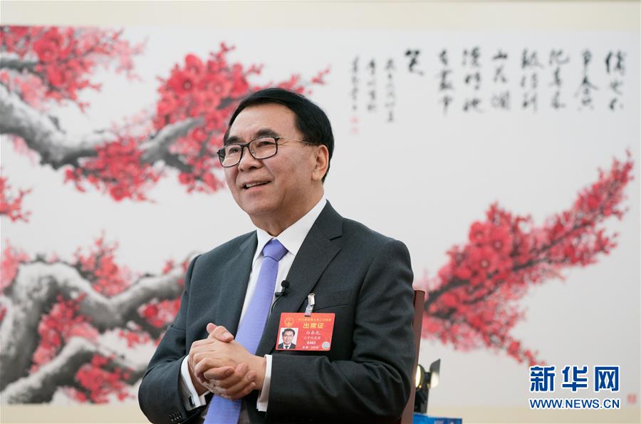 （兩會·圖文互動）（1）全國人大代表、中科院院長白春禮：打破關(guān)鍵核心技術(shù)“瓶頸”