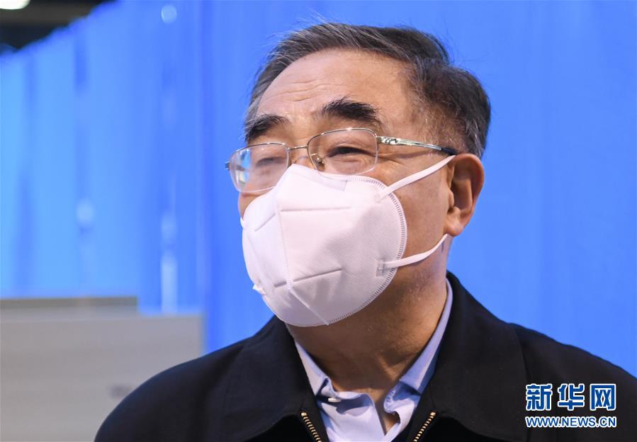 （聚焦疫情防控·圖文互動）（1）“治療輕癥患者中西醫(yī)結合很有效，不鼓勵人人吃藥來預防”——專訪中國工程院院士、天津中醫(yī)藥大學校長張伯禮