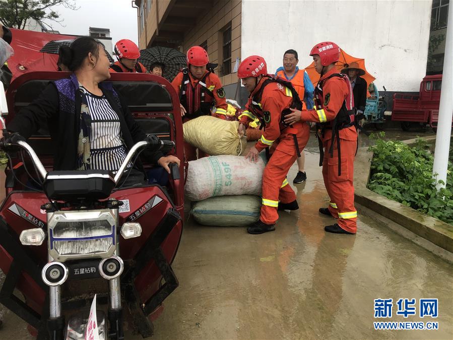 （防汛抗洪·圖文互動）（1）王家壩，你還好嗎？——二探“千里淮河第一閘”開閘后的水中莊臺