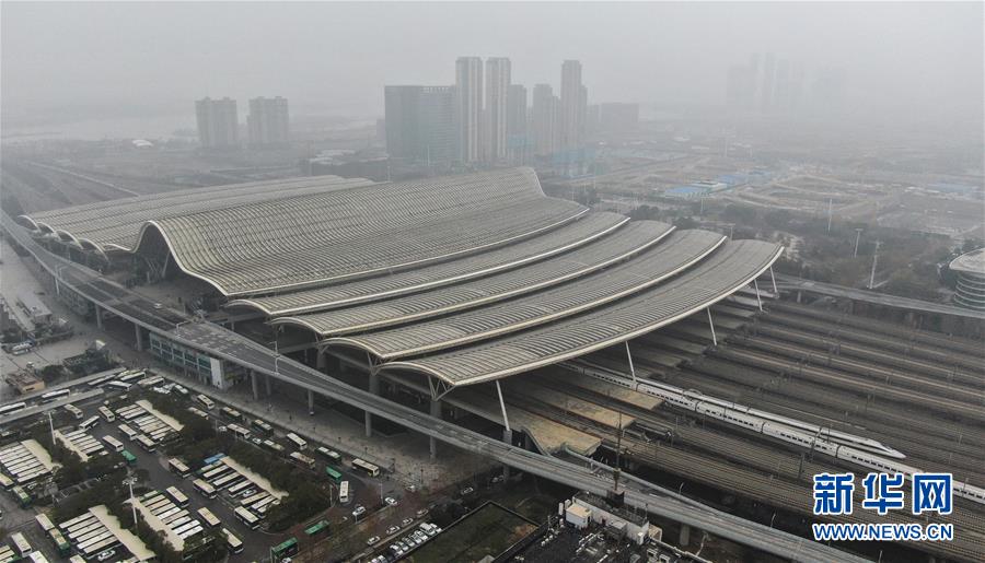 (新華全媒頭條·圖文互動)(2)同舟共濟(jì)戰(zhàn)“疫”記——中國抗擊新冠肺炎疫情全紀(jì)實(shí)