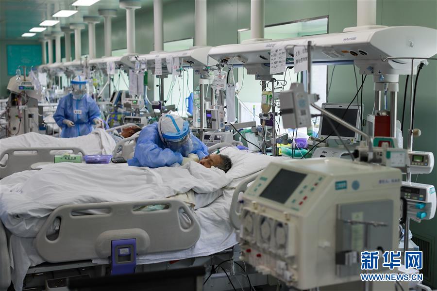 (新華全媒頭條·圖文互動)(13)同舟共濟(jì)戰(zhàn)“疫”記——中國抗擊新冠肺炎疫情全紀(jì)實(shí)