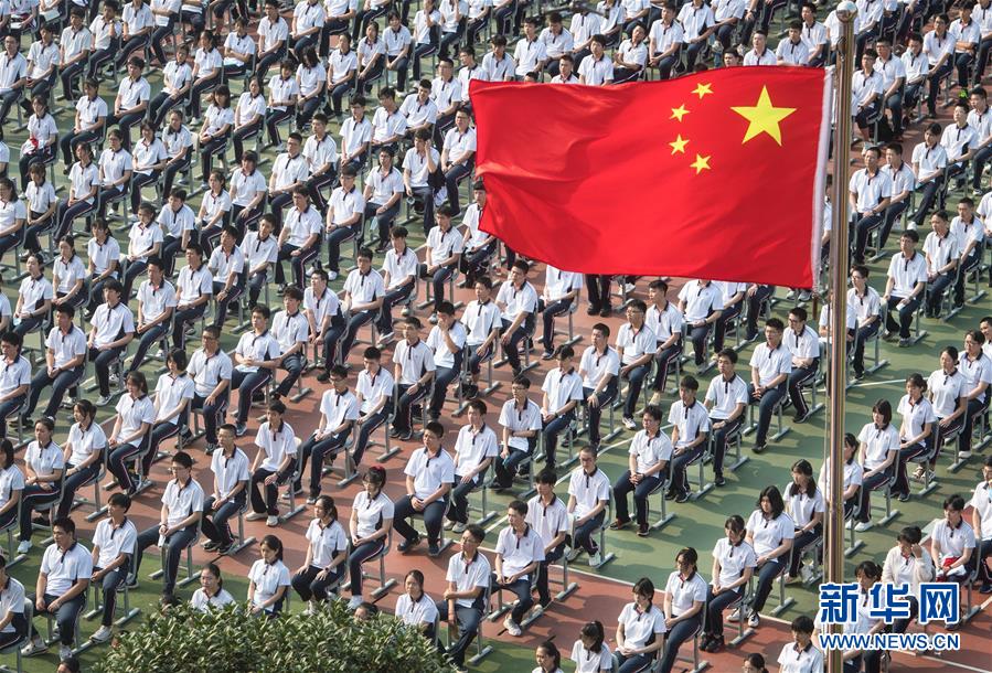 (新華全媒頭條·圖文互動)(22)同舟共濟(jì)戰(zhàn)“疫”記——中國抗擊新冠肺炎疫情全紀(jì)實(shí)