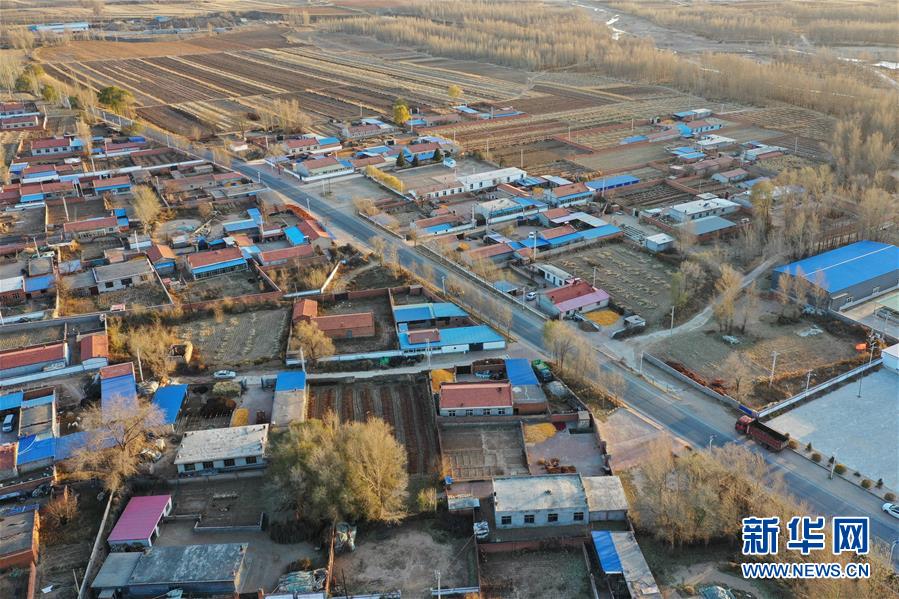 （全面建成小康社會(huì)“百城千縣萬村”調(diào)研行·圖文互動(dòng)）（2）互助互利，小甘薯帶來甜蜜日子——內(nèi)蒙古奈曼旗互利村闖出產(chǎn)業(yè)致富之路
