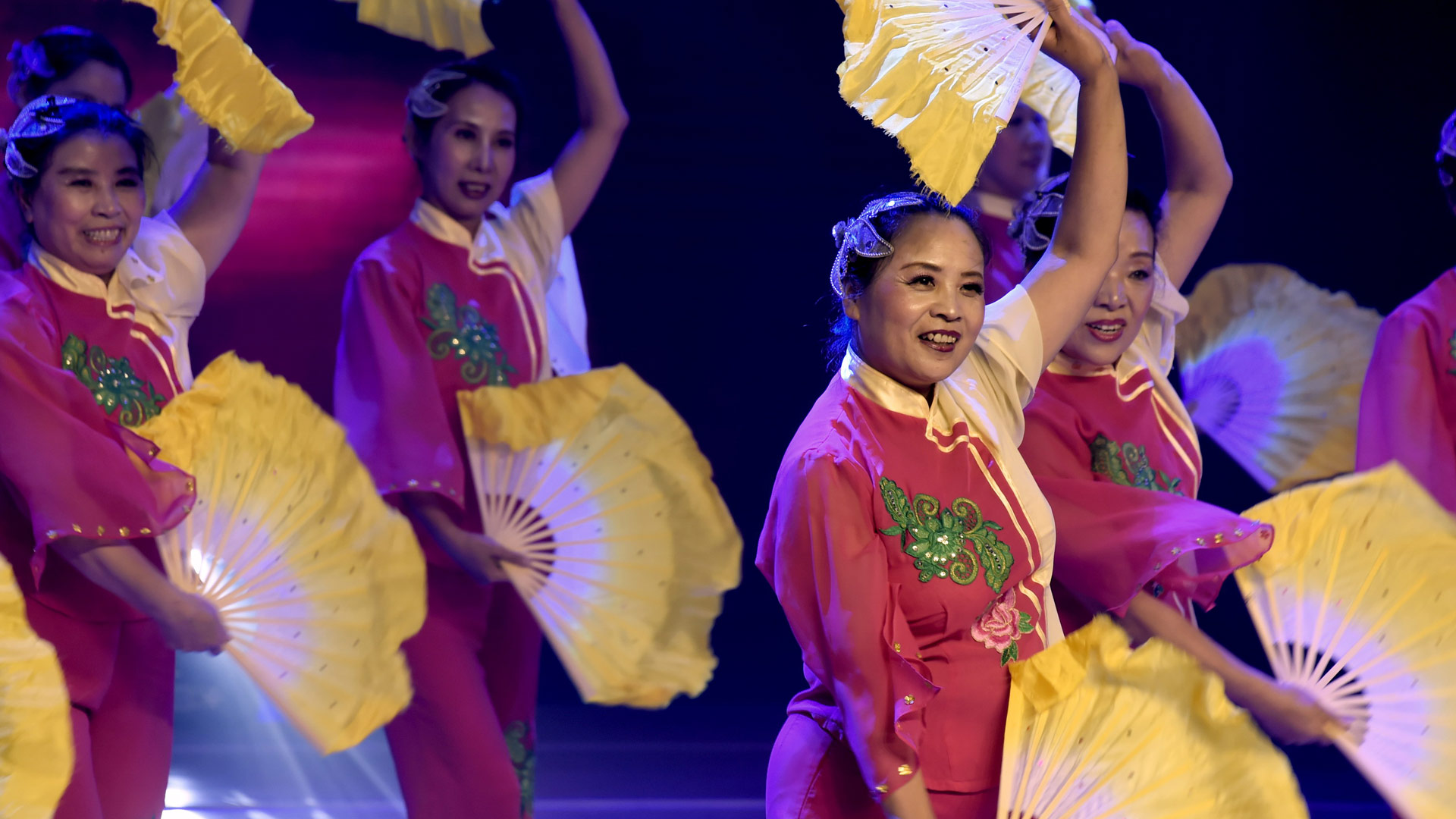 北京：社區里的“紅舞臺”