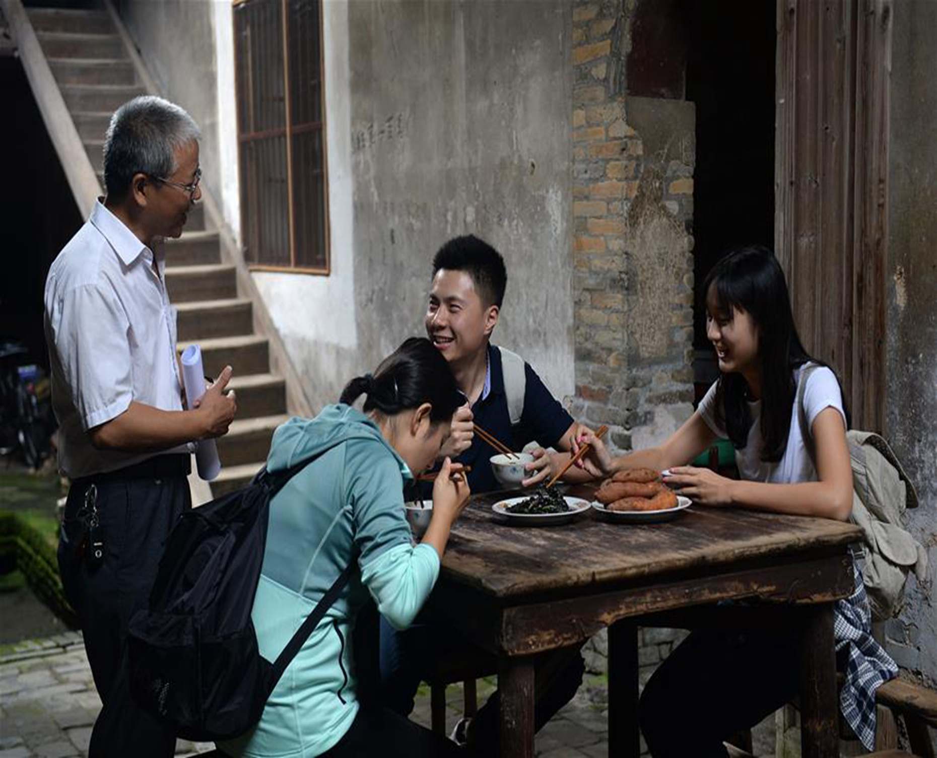 新華社系列網絡直播《紅色追尋》精編版視頻上線