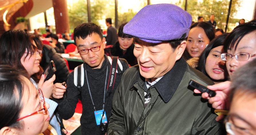 兩會現場:明星委員報到