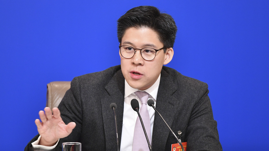 全國政協委員、中國香港體育協會暨奧林匹克委員會副會長、霍英東集團副總裁 霍啟剛