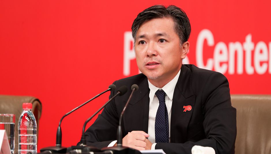 群眾游行總導演、北京師范大學藝術與傳媒學院副院長肖向榮介紹情況