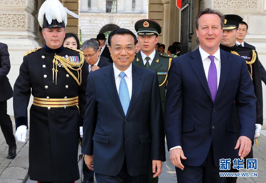 6月17日，中國國務院總理李克強在倫敦唐寧街10號首相府同英國首相卡梅倫舉行中英總理年度會晤。新華社記者 龐興雷 攝