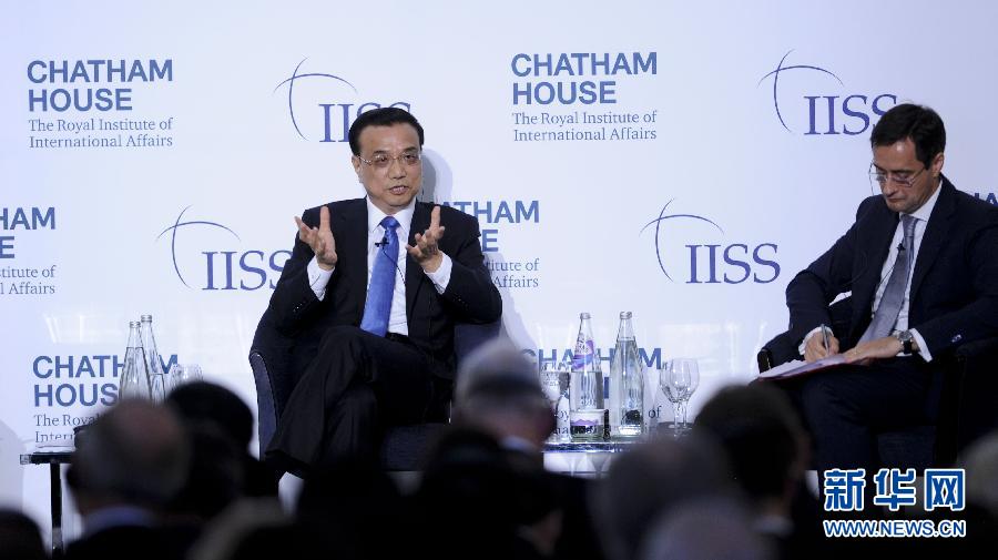 6月18日，國務院總理李克強在倫敦金融城市長官邸面向英國皇家國際問題研究所和國際戰略研究所兩大智庫發表題為《共建包容發展的美好世界》的演講。新華社記者 張鐸 攝 