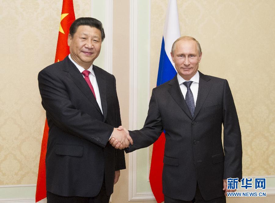 9月11日，中國國家主席習近平在塔吉克斯坦首都杜尚別會見俄羅斯總統普京。 新華社記者 黃敬文 攝 
