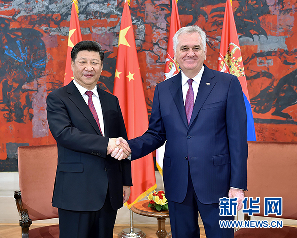 6月18日，國(guó)家主席習(xí)近平在貝爾格萊德同塞爾維亞總統(tǒng)尼科利奇舉行會(huì)談。 新華社記者 李濤 攝 