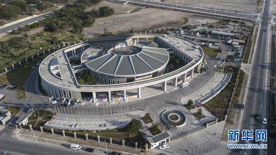 （新華全媒頭條·圖文互動）（3）特稿：深化周邊友好　共促亞太繁榮——寫在習近平主席出席亞太經(jīng)合組織第二十六次領(lǐng)導(dǎo)人非正式會議，對巴布亞新幾內(nèi)亞、文萊和菲律賓進行國事訪問并在巴新同建交太平洋島國領(lǐng)導(dǎo)人會晤之際