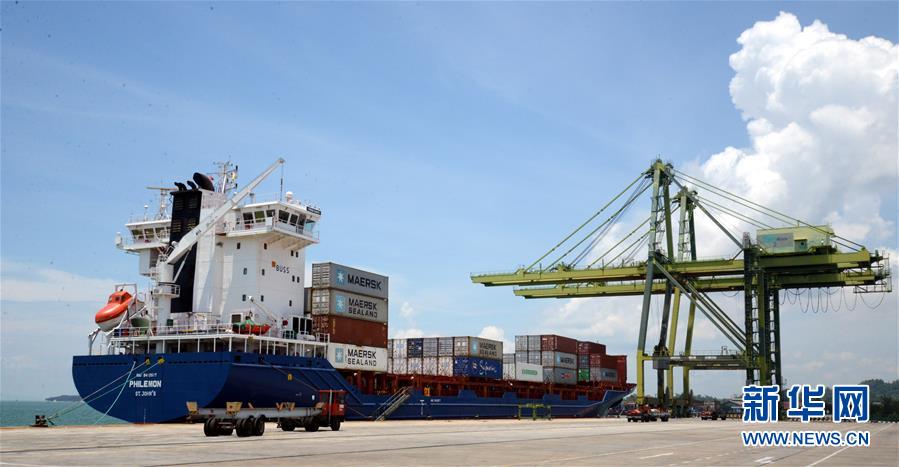 （新華全媒頭條·圖文互動）（6）特稿：深化周邊友好　共促亞太繁榮——寫在習近平主席出席亞太經(jīng)合組織第二十六次領(lǐng)導(dǎo)人非正式會議，對巴布亞新幾內(nèi)亞、文萊和菲律賓進行國事訪問并在巴新同建交太平洋島國領(lǐng)導(dǎo)人會晤之際