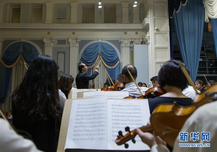 （新華全媒頭條·出訪·側(cè)記·圖文互動(dòng)）（3）你好老朋友！開啟新時(shí)代！——習(xí)近平主席和普京總統(tǒng)引領(lǐng)中俄全面戰(zhàn)略協(xié)作伙伴關(guān)系邁入新時(shí)代