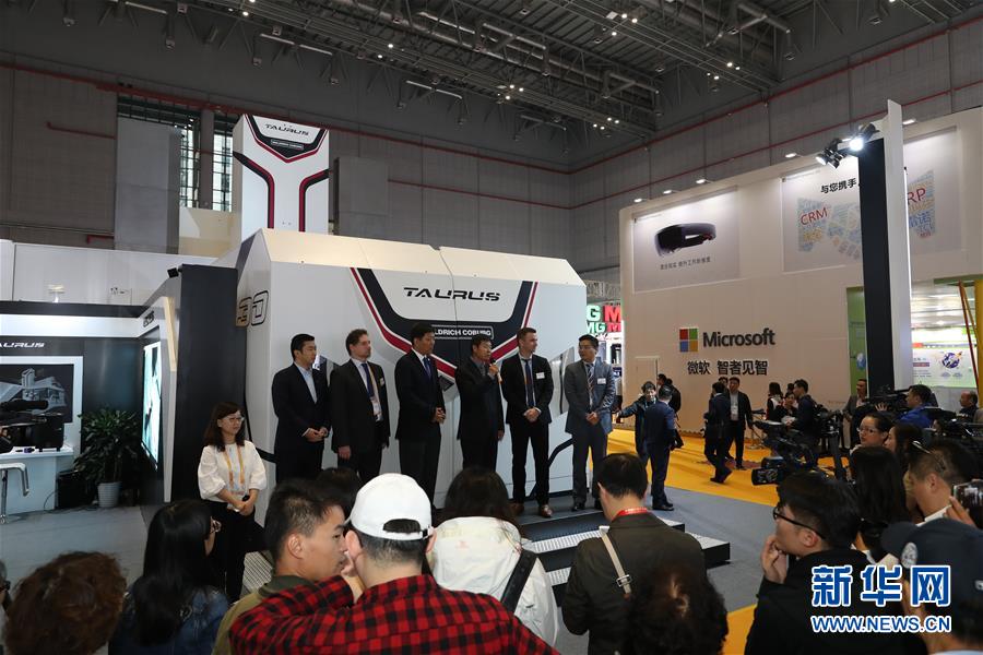 (新華全媒頭條·第二屆進博會·圖文互動)(12)進博之光輝耀世界 ——寫在第二屆中國國際進口博覽會開幕之際