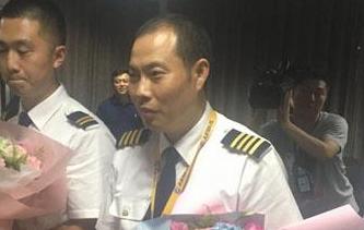 空中驚魂 奇跡備降！“英雄機組”太牛了